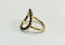 Load image into Gallery viewer, 18ct Yellow Gold and Black Sapphire Ring
