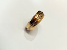 Load image into Gallery viewer, 9ct Yellow Gold Wire Wrapped Band
