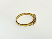 Load image into Gallery viewer, 18ct Yellow Gold and Diamond 7 Stone Ring
