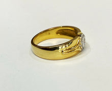 Load image into Gallery viewer, 18ct Yellow Gold and White Gold Diamond Ring
